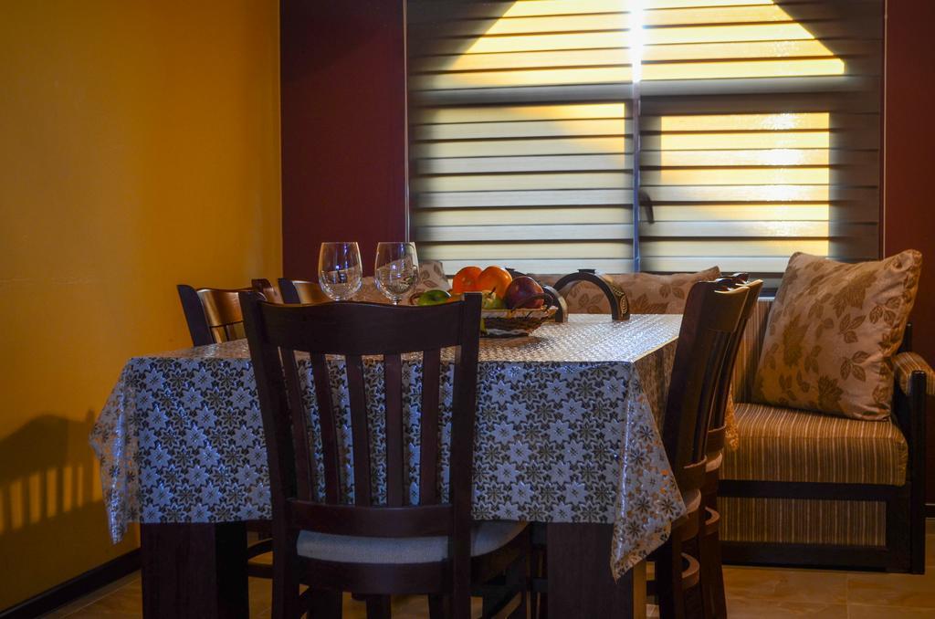 ספרבה בניה Guest House Ivel מראה חיצוני תמונה